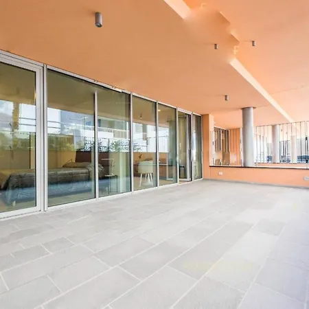 Downtown East Water Front Appartement Genua