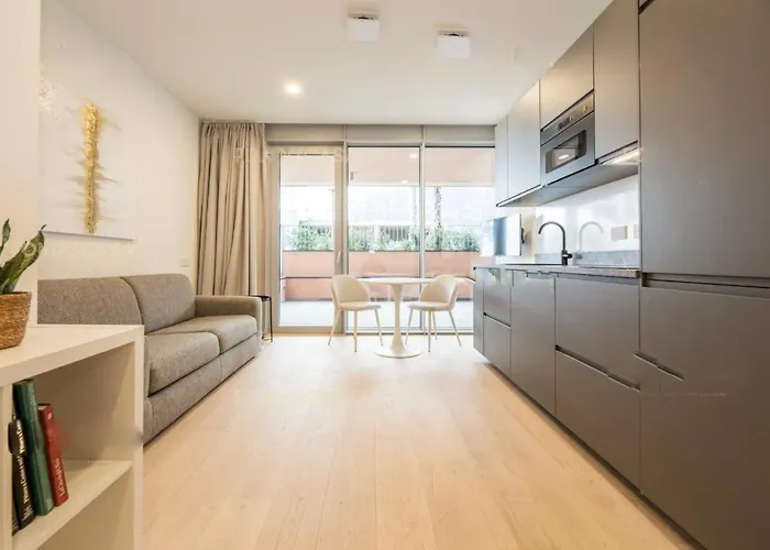 Apartament Downtown East Water Front *